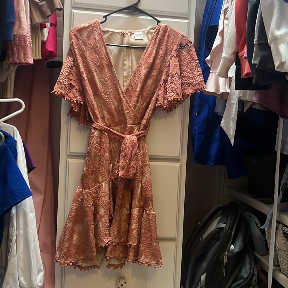 Selfie Leslie floral dress